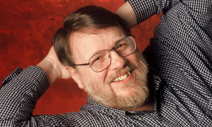 Ray Tomlinson - Inventor del correo electrónico